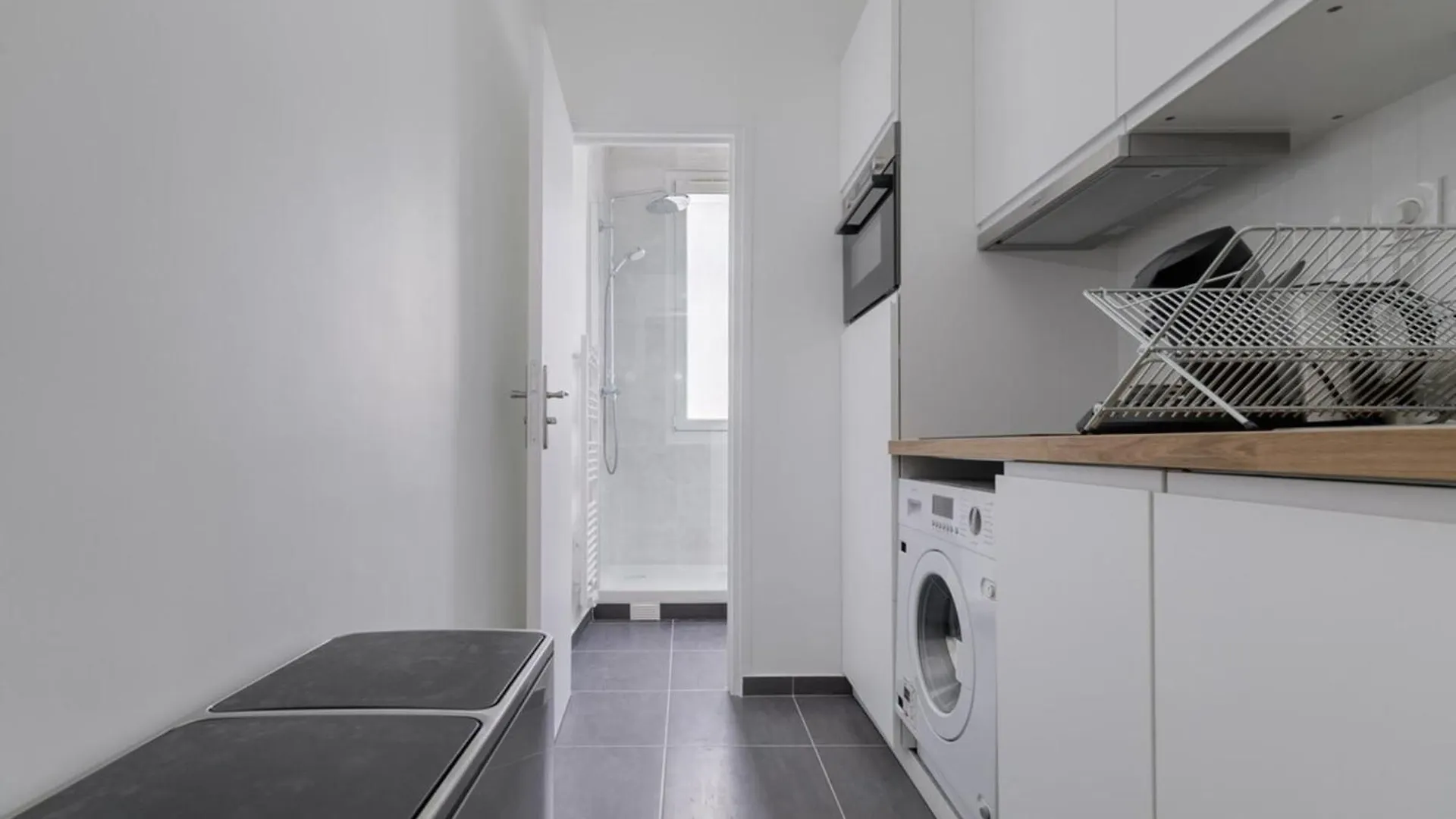 Flexliving - Room - Caulaincourt Paris 0*,  France